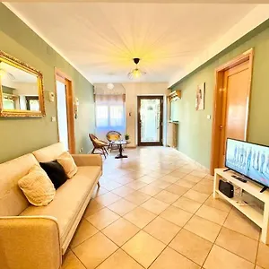 Casa Nel Verde - 4 Posti Letto , Chiaravalle Italia
